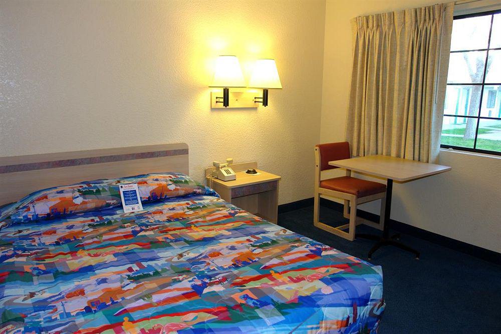 Motel 6-Barstow, Ca Exteriör bild